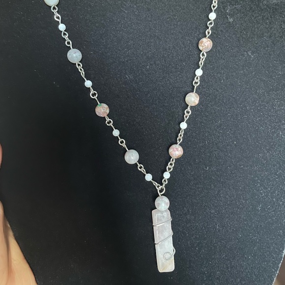 Handmade rose quartz necklace :) - Picture 2 of 2